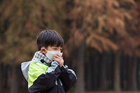 秋冬儿童户外戴口罩流感咳嗽图片
