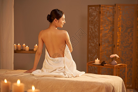 精油按摩女性养生spa背部展示背景