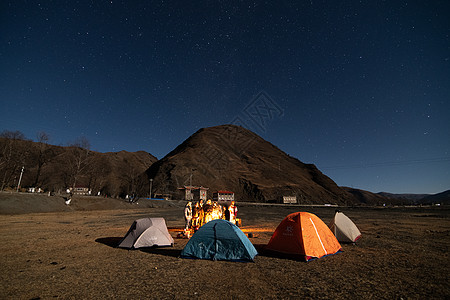 七彩星空户外露营帐篷星空摄影图片背景