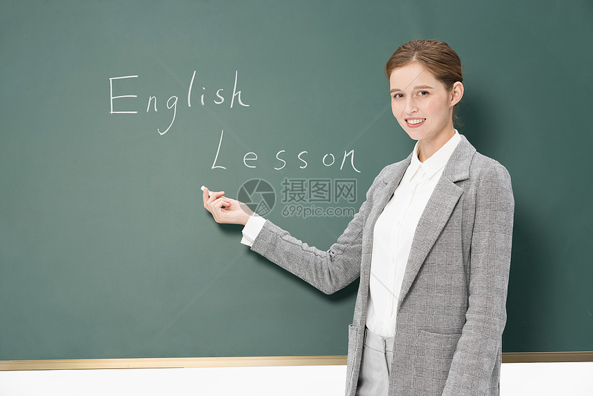 自信的美女英语外教形象高清图片下载 正版图片 摄图网 自信的美女英语外教形象高清图片下载 正版图片 摄图网