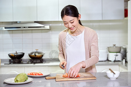 家庭主妇居家下厨切菜居家做饭图片