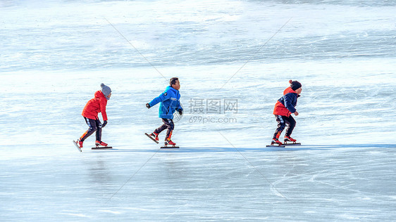 呼和浩特冬季冰雪运动图片