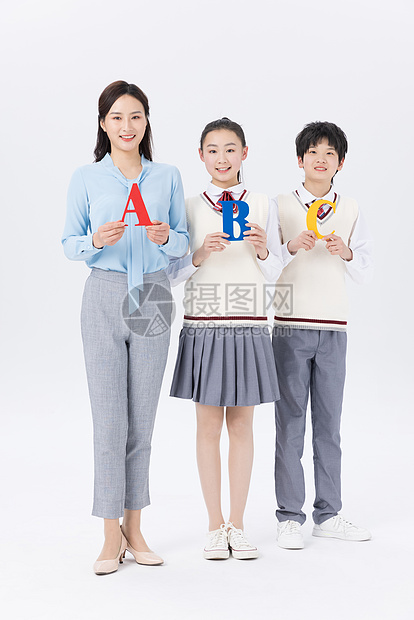 手拿abc字母的老师与学生高清图片下载 正版图片 摄图网 手拿abc字母的老师与学生高清图片下载 正版图片 摄图网