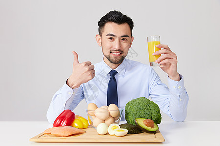 职场男性的健康饮食点赞图片