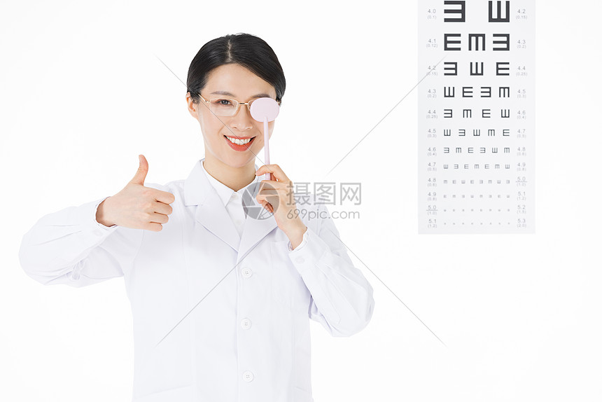 视力检测眼科医生形象图片