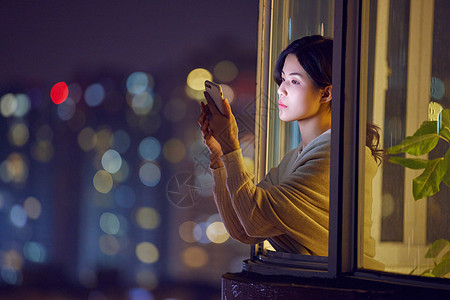 手机夜景人物背景