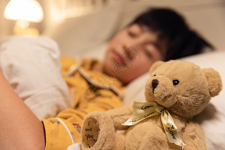 进入梦乡的小孩图片素材