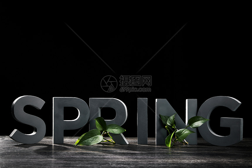 阳光照在spring的字体上高清图片下载-正版图片501726728-摄图网
