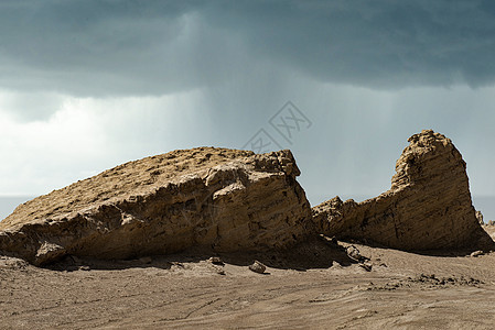 新疆维吾尔自治区魔鬼城背景图片