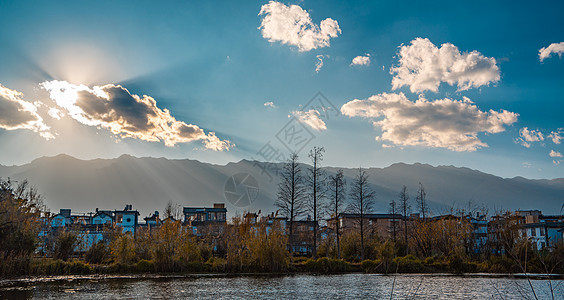 云南大理苍山晴空云彩素材背景图片