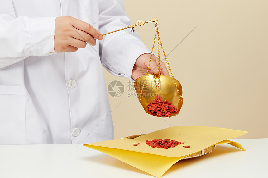 中医称量中草药高清图片下载-正版图片501727346-摄图网