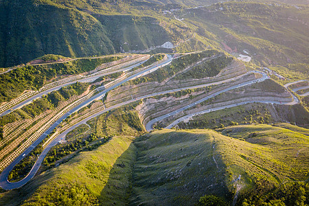 临潼骊山盘山路航拍图片