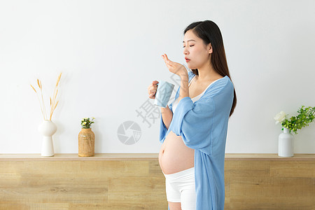 孕妇身体不适孕妇身体不适吃药的人高清图片