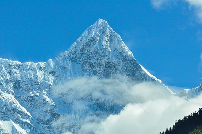 珠穆朗玛峰山脉风景图片