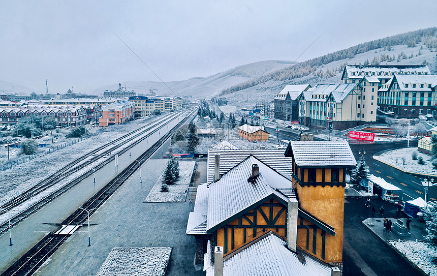 阿尔山火车站冬天风景图片