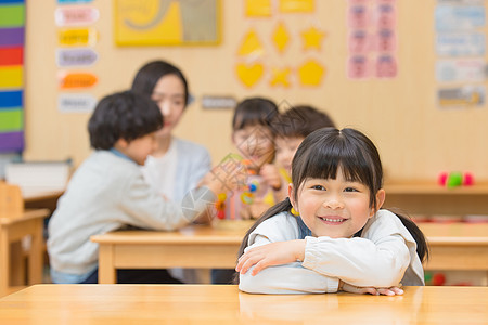 幼儿园小女孩形象展示图片