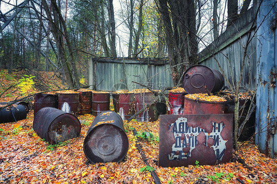 乌克兰切尔诺贝利核泄漏废弃工业设备图片
