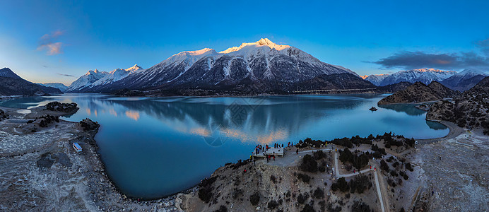 风光雪山西藏然乌湖自然风光航拍背景