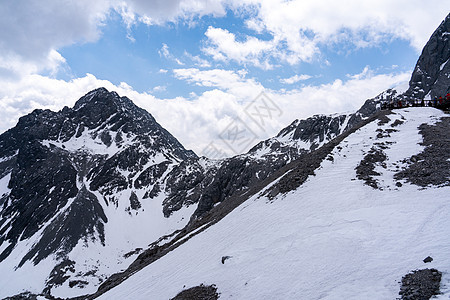 云南著名景点玉龙雪山图片