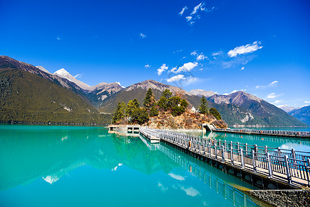 巴松措湖巴松措背景