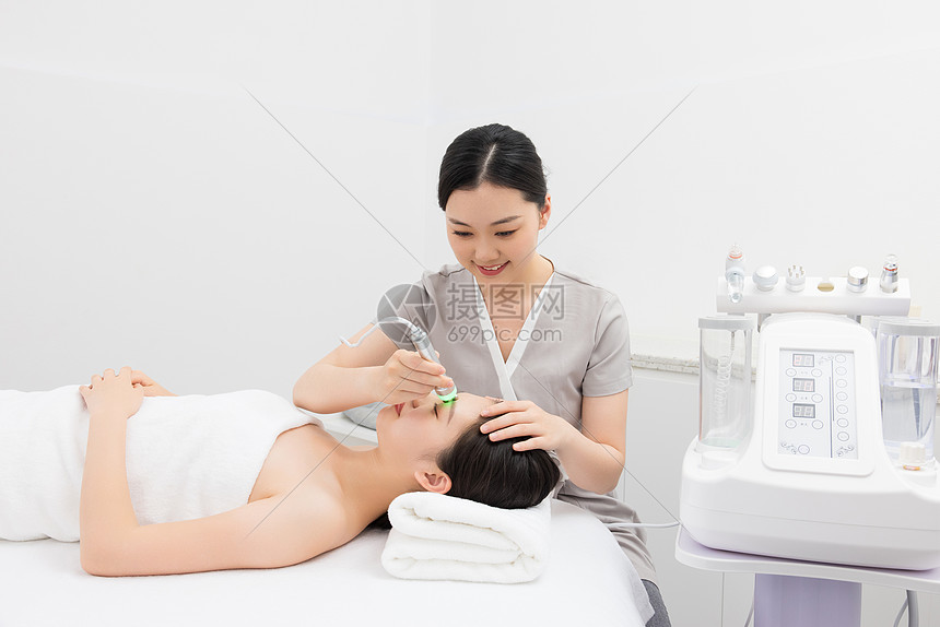 美容院拓客销售话术_美容院销售拓客话术怎么说_美容院销售拓客话术模板