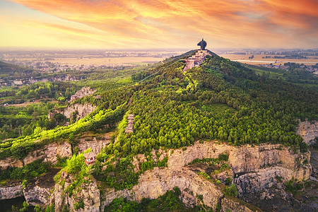 5A风景区芒砀山旅游区大汉雄风背景