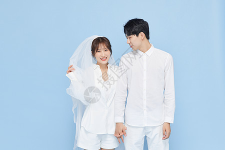 韩系简约情侣自拍婚纱照图片