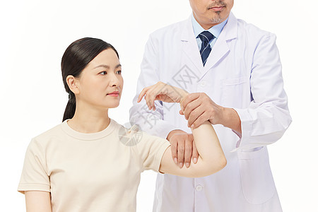 医生给患者康复治疗手臂图片