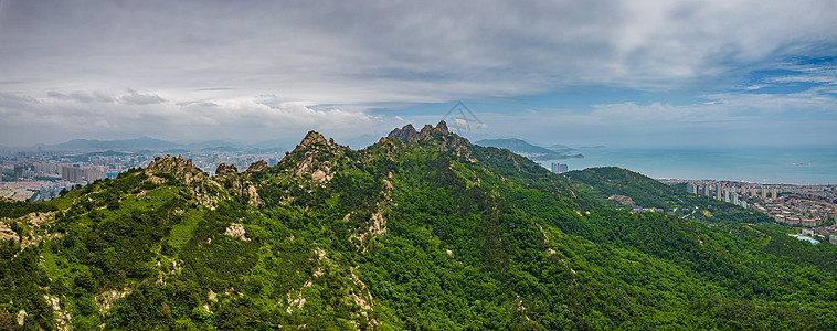 城市绿肺青岛浮山背景图片