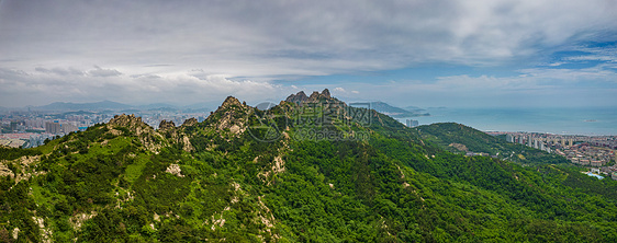 城市绿肺青岛浮山图片