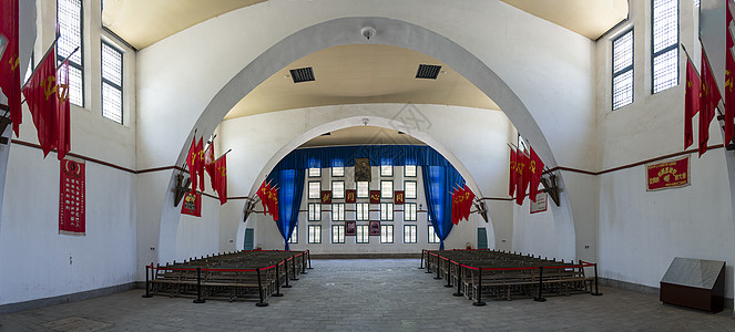 延安杨家岭旧址中央大礼堂内部背景图片