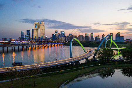 航拍苏州5A级景区金鸡湖夜景图片