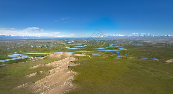 5A景点新疆巴音布鲁克草原标志景点九曲十八弯背景图片