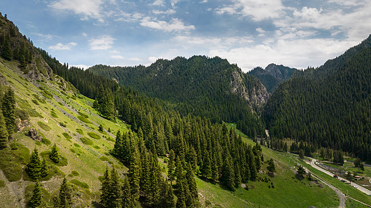 航拍5A新疆乌鲁木齐天山大峡谷景区天山山脉图片素材