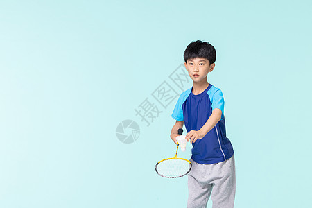运动儿童打羽毛球背景图片