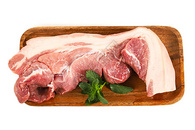 新鲜猪肉白底图图片