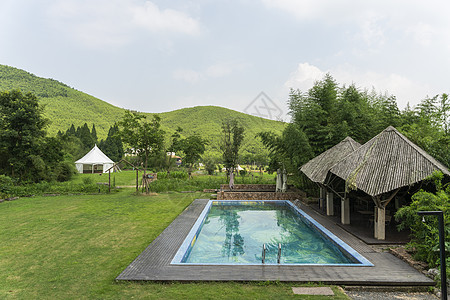 莫干山酒店露天泳池背景图片