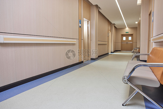 医院手术室外的走廊场景图片