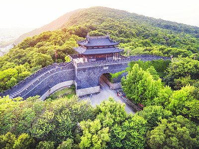 百望山森林公园常熟地标虞山国家森林公园虞山门背景