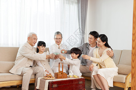 中秋节欢聚图片