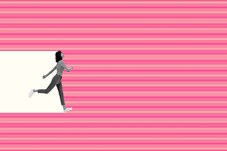 创意色彩合成奔跑的女性图片