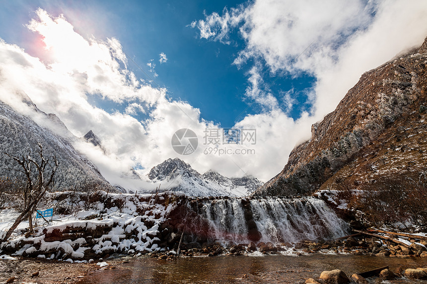 四川阿坝州毕棚沟雪山风景图片