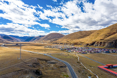 川西自驾游路上的风景图片