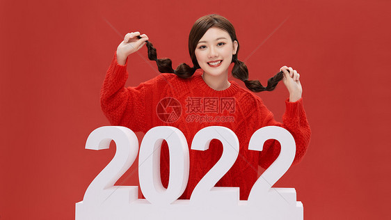 青年美女2022跨年概念照图片