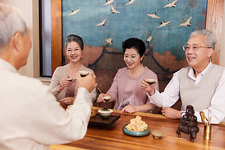 老年人聚会开心聊天喝茶图片