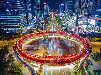 航拍成都新地标交子之环与金融城双子塔夜景高清图片