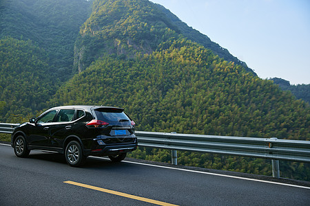 秋游风景户外公路上的汽车背景