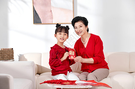 妇女节红包孙女收到奶奶的新年红包背景