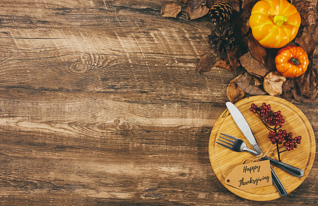感恩节祝福木质纹理下的感恩节刀叉背景