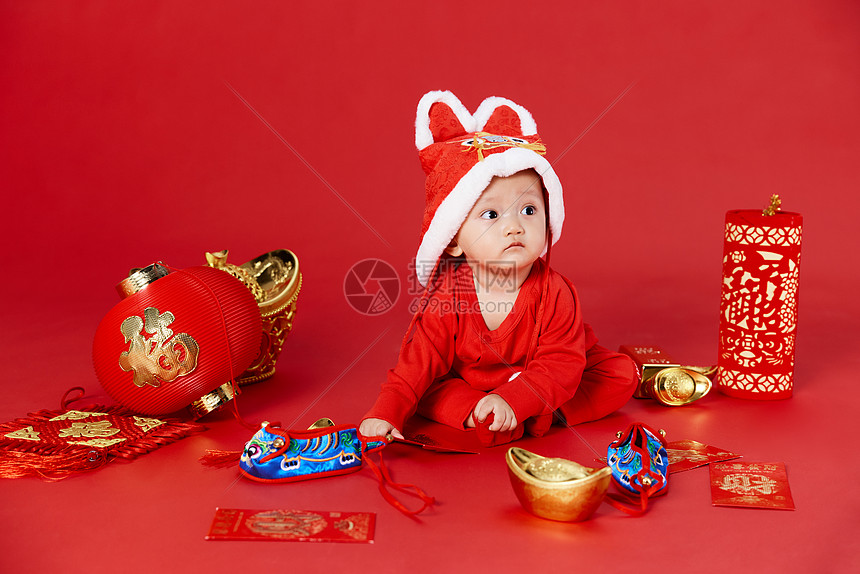 可爱婴儿新年虎年春节装扮图片